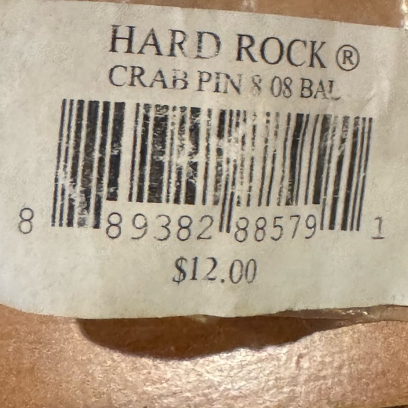Hard Rock Cafe Baltimore Crab Pin with Red and Purple - Picture 4 of 4